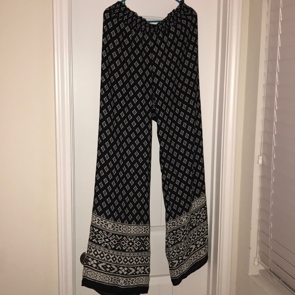 Black pants, wide leg